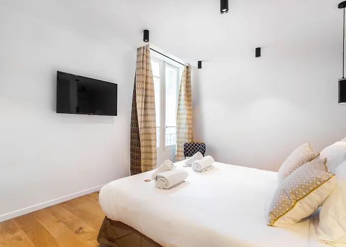 Appartement Cmg Champs Elysées - Boetie 6 Paris