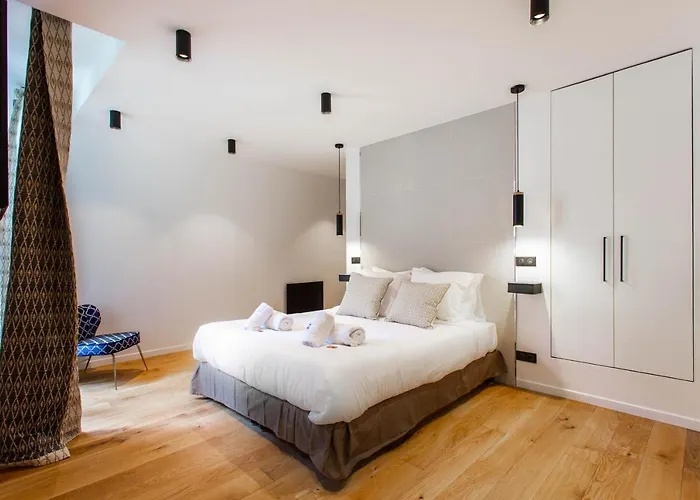 Appartement Cmg Champs Elysées - Boetie 6 Paris