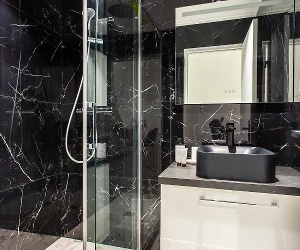 Cmg Champs Elysées - Boetie 6